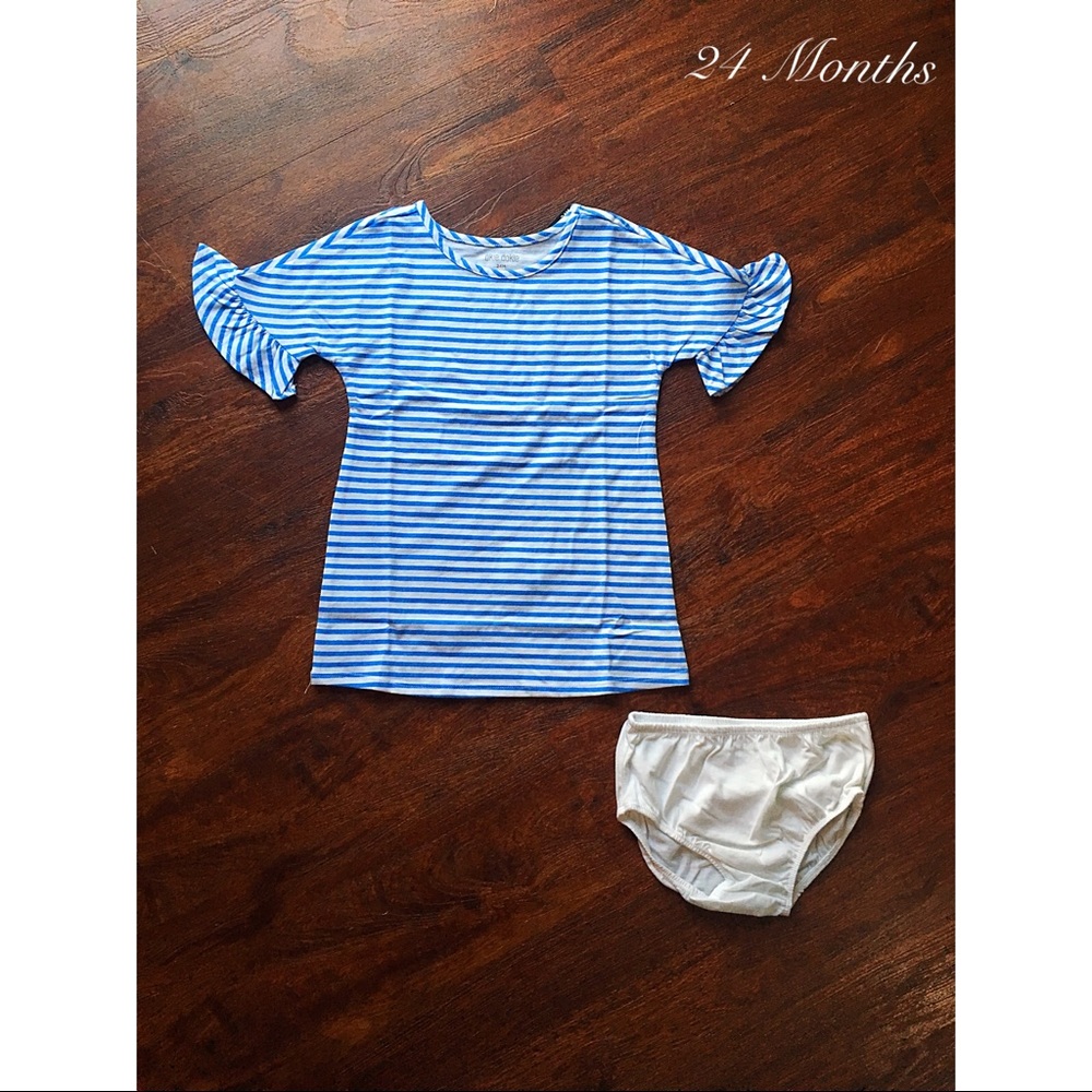 🚫SOLD🚫24M White & Blue striped bell sleeve dress